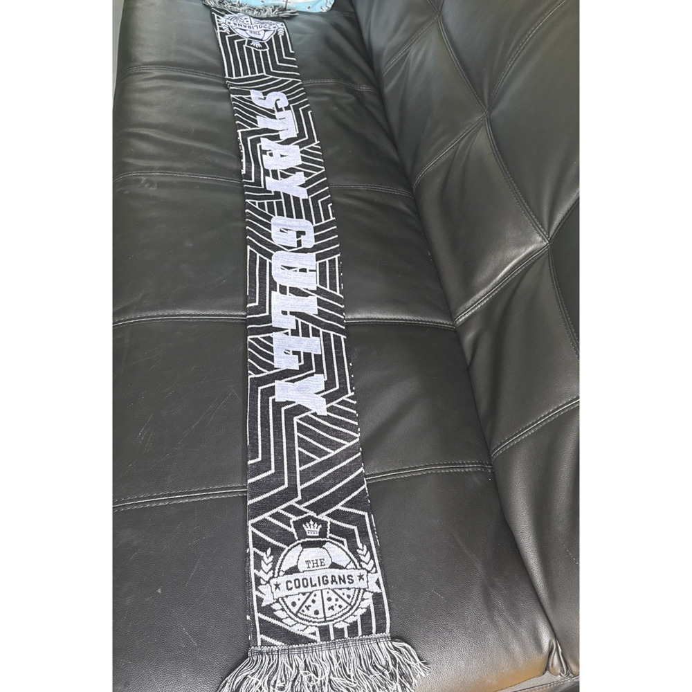 Ruffneck Stay Gully Scarf, Black And White